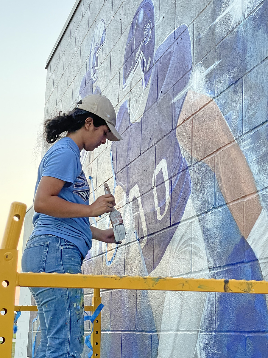 SPORTS - New murals taking shape at Del Rio High School - 830Times