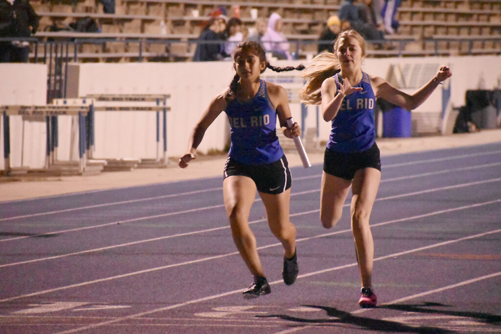 SPORTS Queens defend home turf at Queen City Relays 830Times