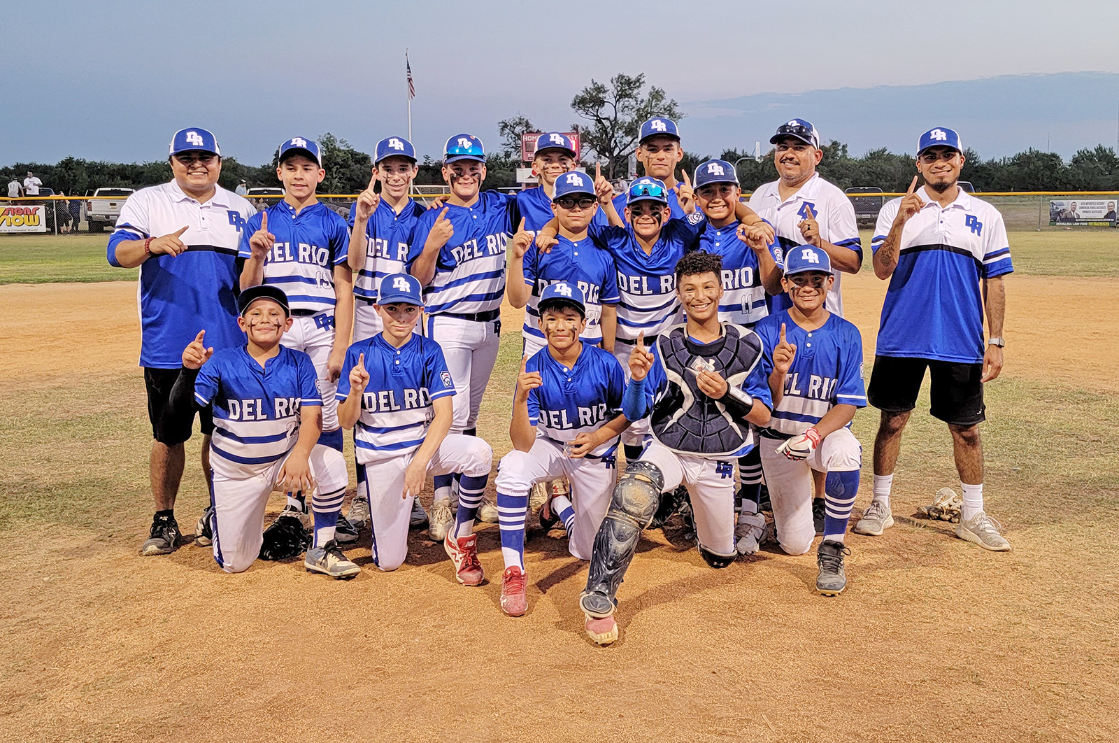 Photos  El Rio Little League