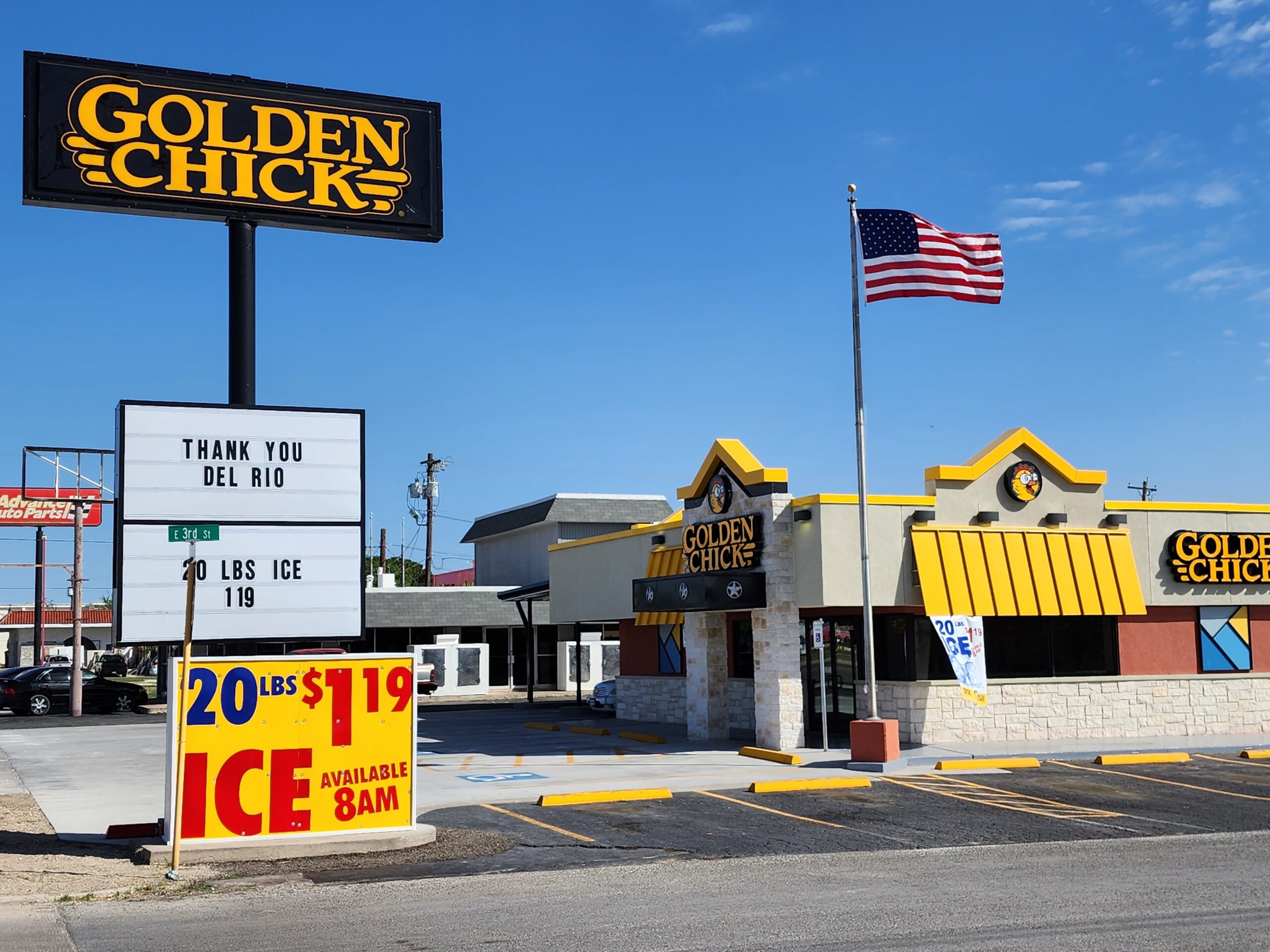 NEWS - Del Rio's Golden Chick reopens to record numbers - 830Times