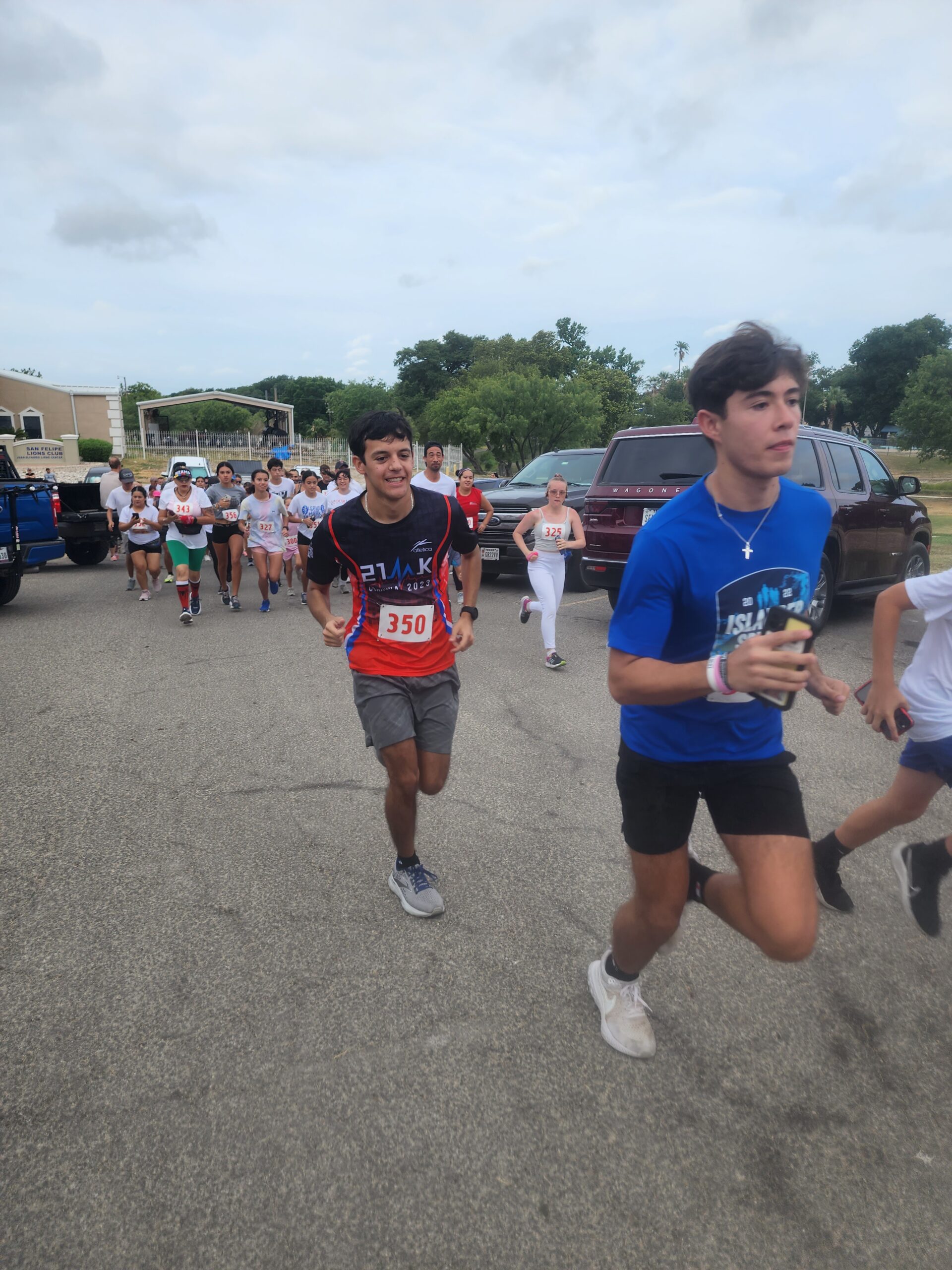 COMMUNITY - San Felipe Lions host first 5K Color Run - 830Times
