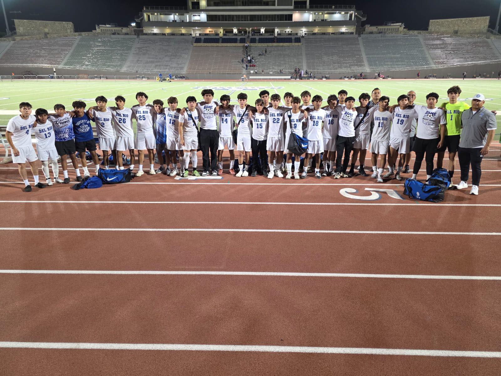 Del Rio Rams Soccer Team SPORTS - Rams soccer reaches Area, Queens fall in bi-district - 830Times