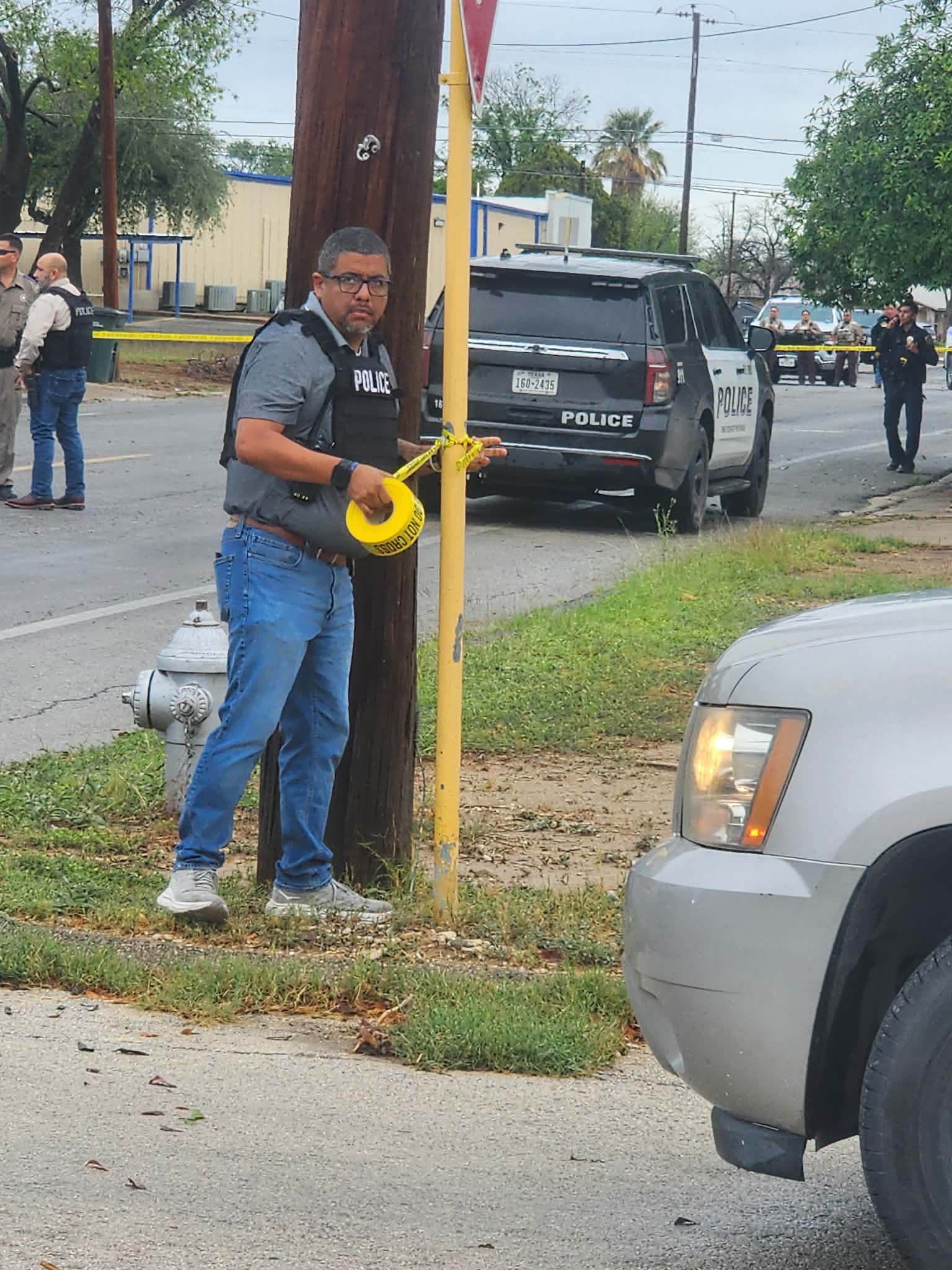 DEVELOPING STORY - Officer shot in Del Rio Sunday morning - 830Times